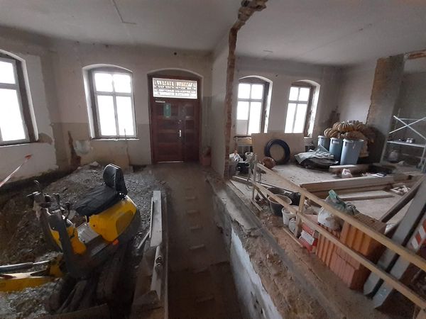 Praxis im Rohbau